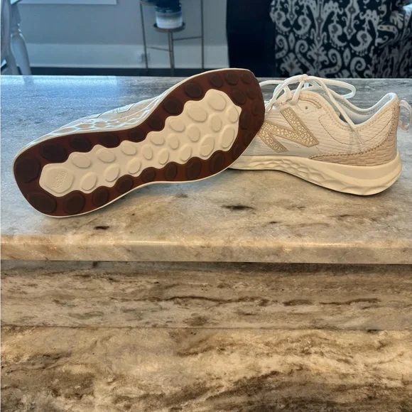 New Balance White and Beige Athletic Shoes - Picture 3 of 7